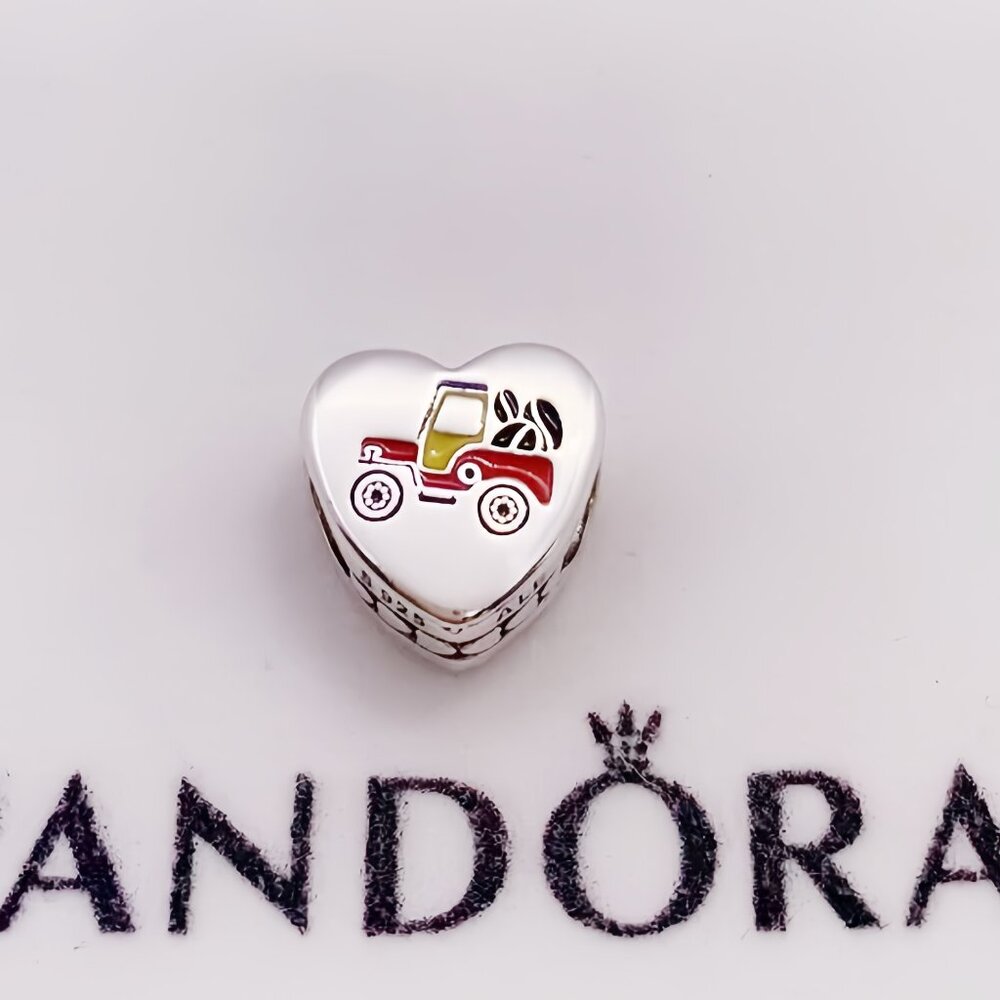 Pandora Colombia Heart Exclusive Charm Pendant For Bracelets